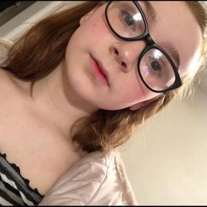 Meet your Posher, Leah